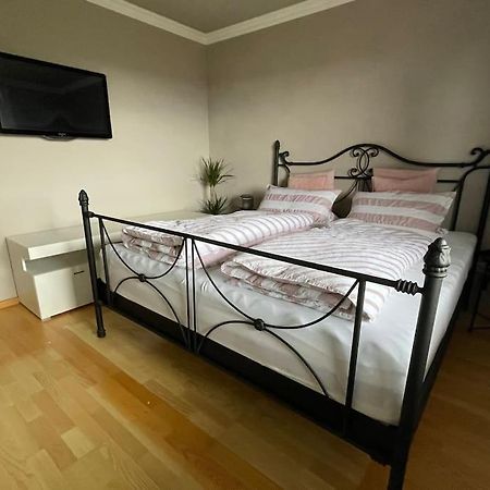 Ferienwohnung Leuchtbergblick Mit Terrasse Und Pkw Stellplatz Ешвеге Екстериор снимка