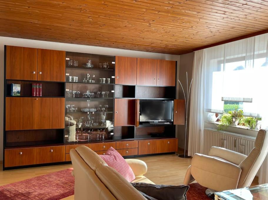 Ferienwohnung Leuchtbergblick Mit Terrasse Und Pkw Stellplatz Ешвеге Екстериор снимка